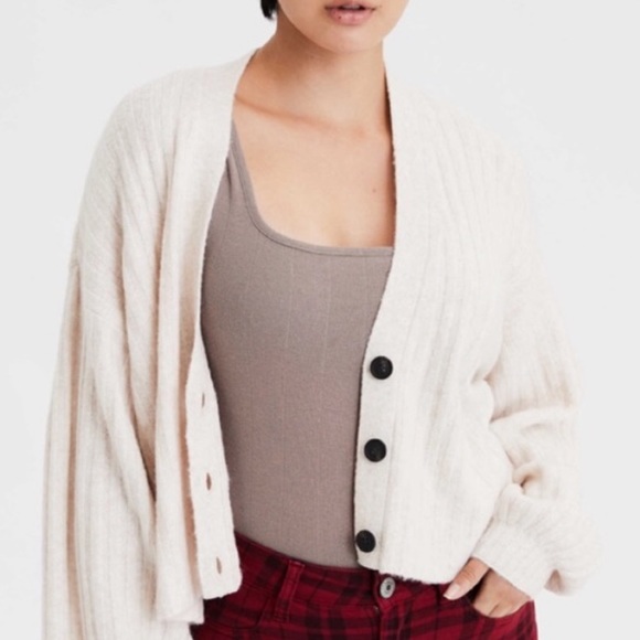 American Eagle sweater - Picture 2 of 6